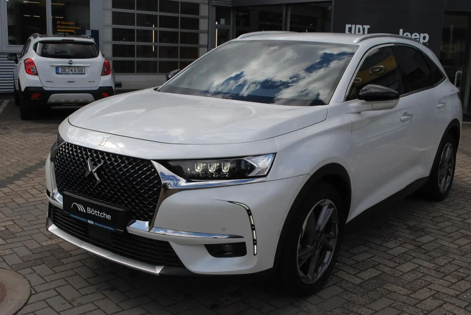 DS Automobiles DS 7 Crossback DS 7 Crossback E-Tense 4x2 Rivoli + Weiß - 2