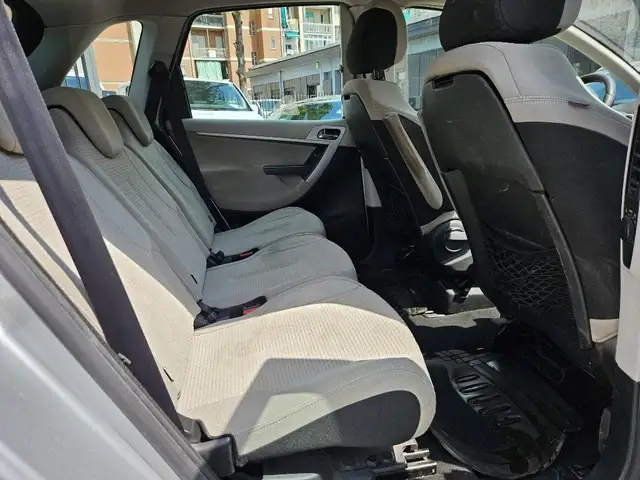 Citroen C4 Picasso view 9