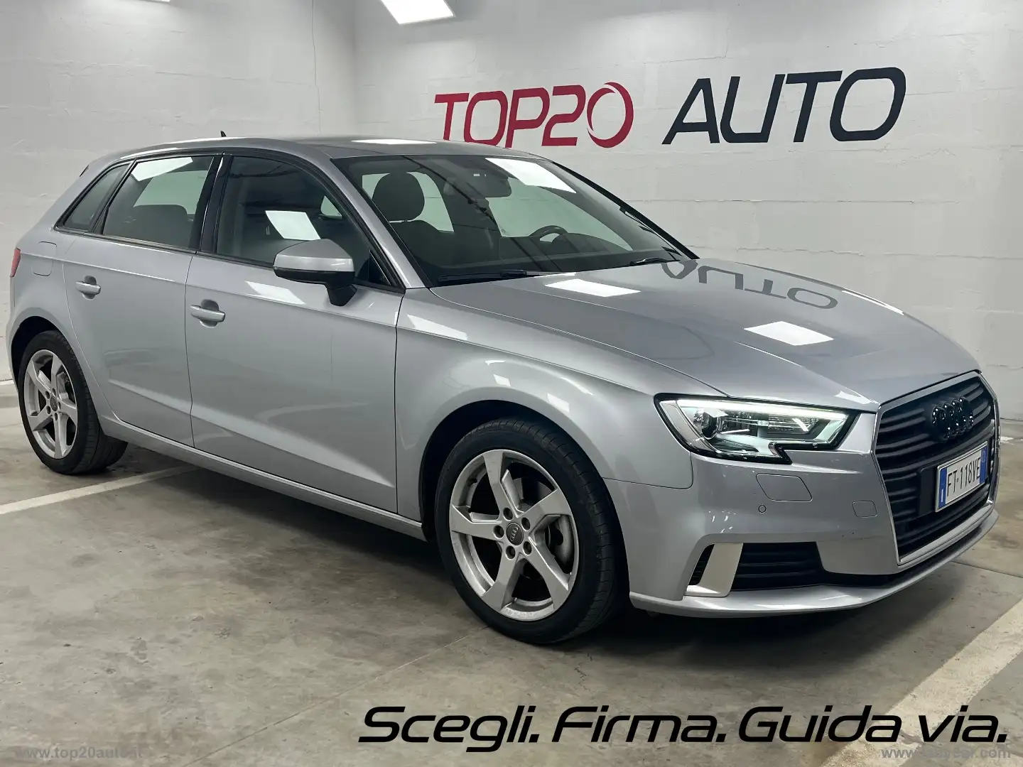 Audi A3 SPB 30 TDI S tronic Sport Plateado - 2