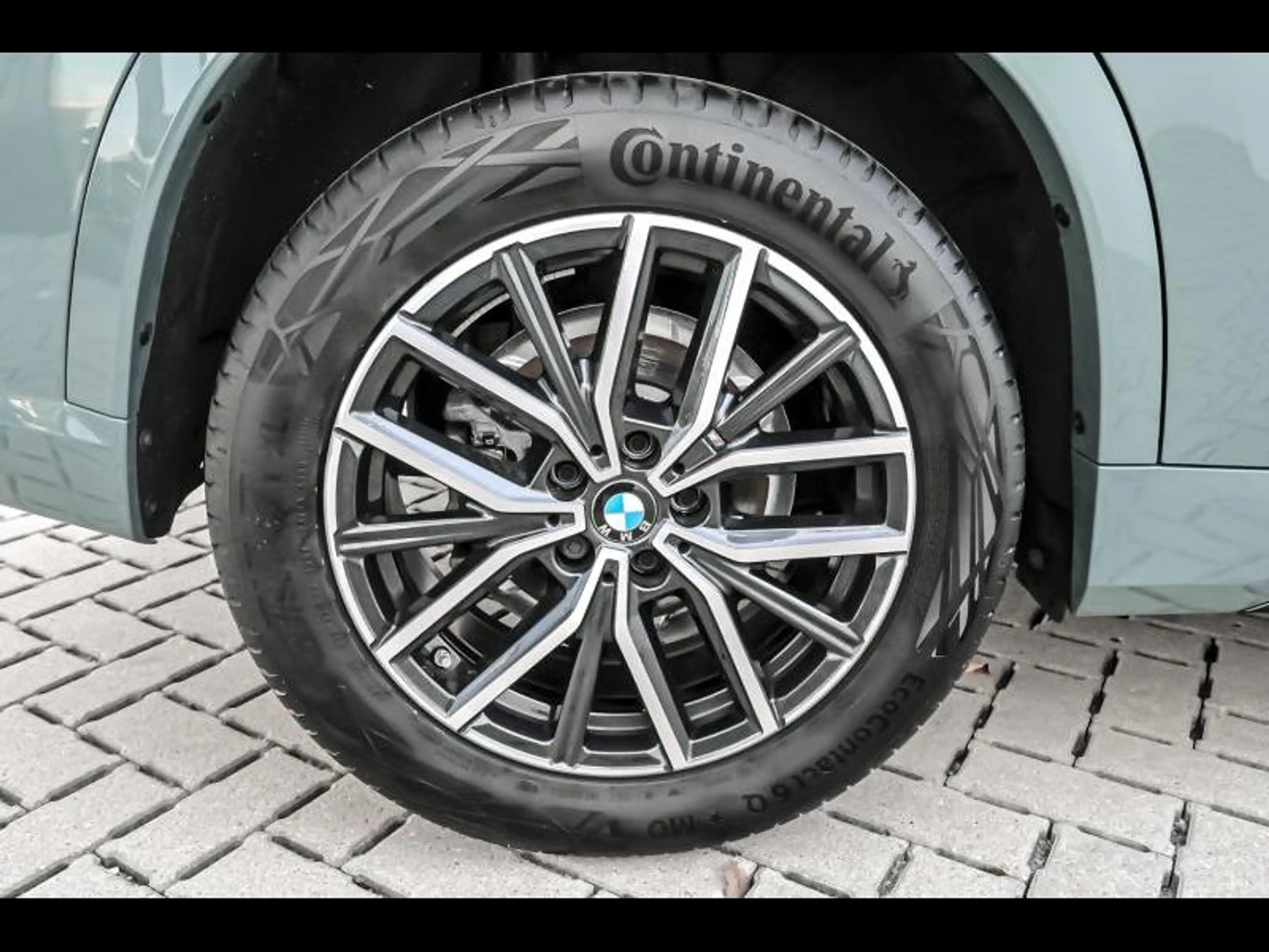 BMW X1 sDrive18i — photo 8