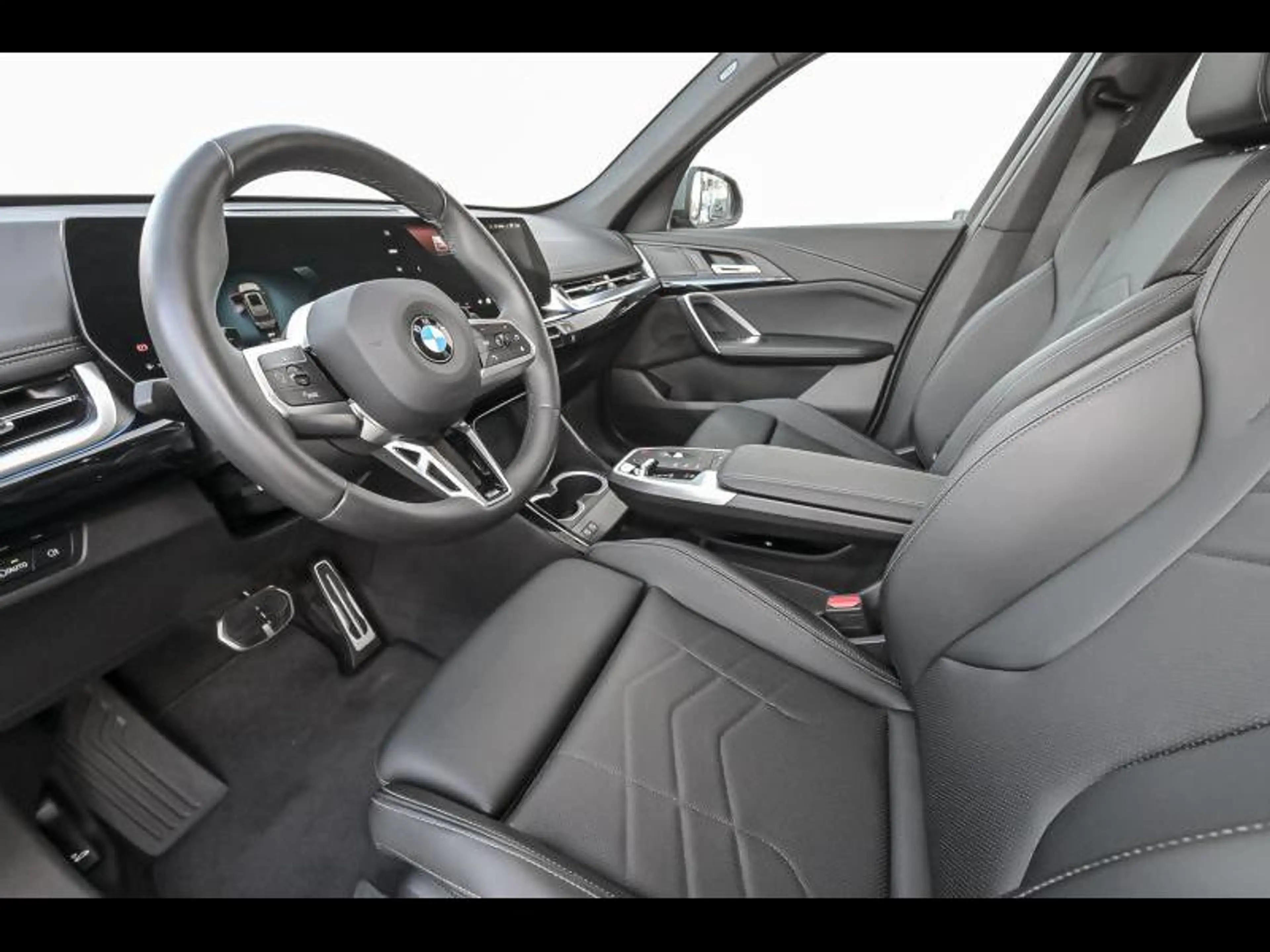 BMW X1 sDrive18i — photo 6