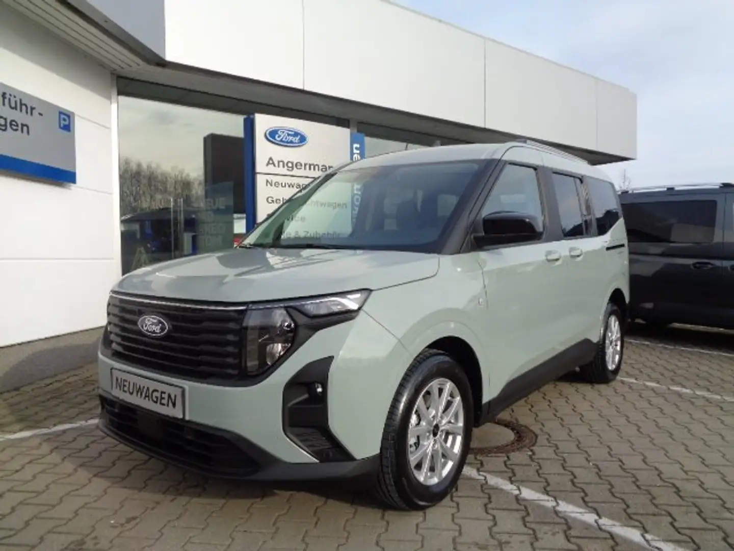 Ford Courier 1.0 Ecoboost Titanium Navi Klimaauto Winter-Paket Szary - 1