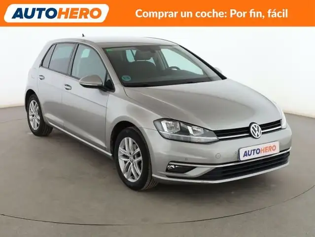 Volkswagen Golf view 8