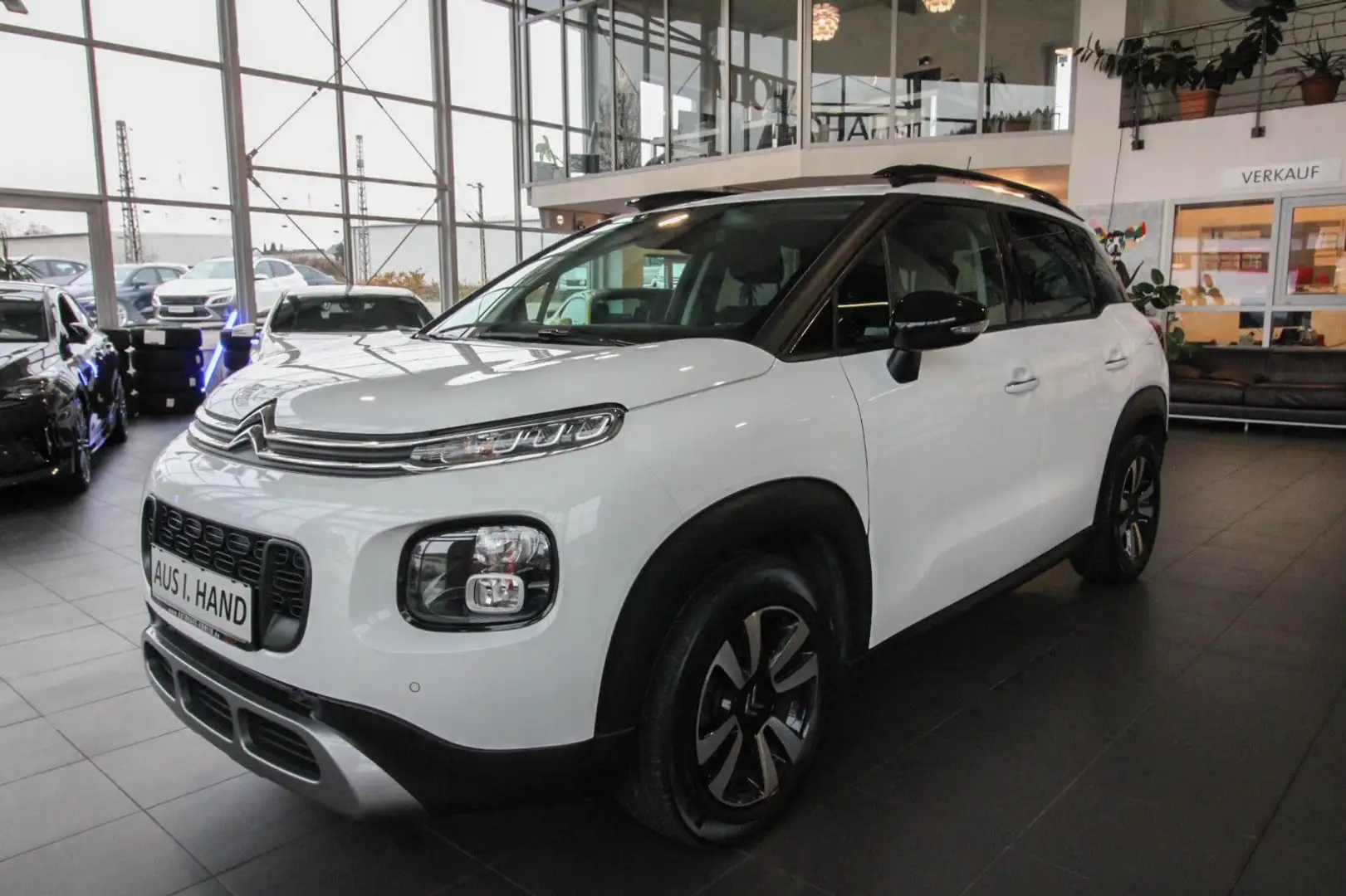 Citroen C3 Aircross Shine/Kamera/Navi/Spurassistent/Alu Weiß - 1