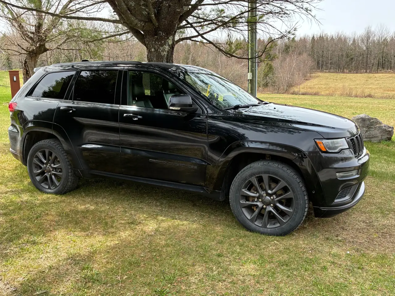 Jeep Grand Cherokee снимка Jeep Grand Cherokee