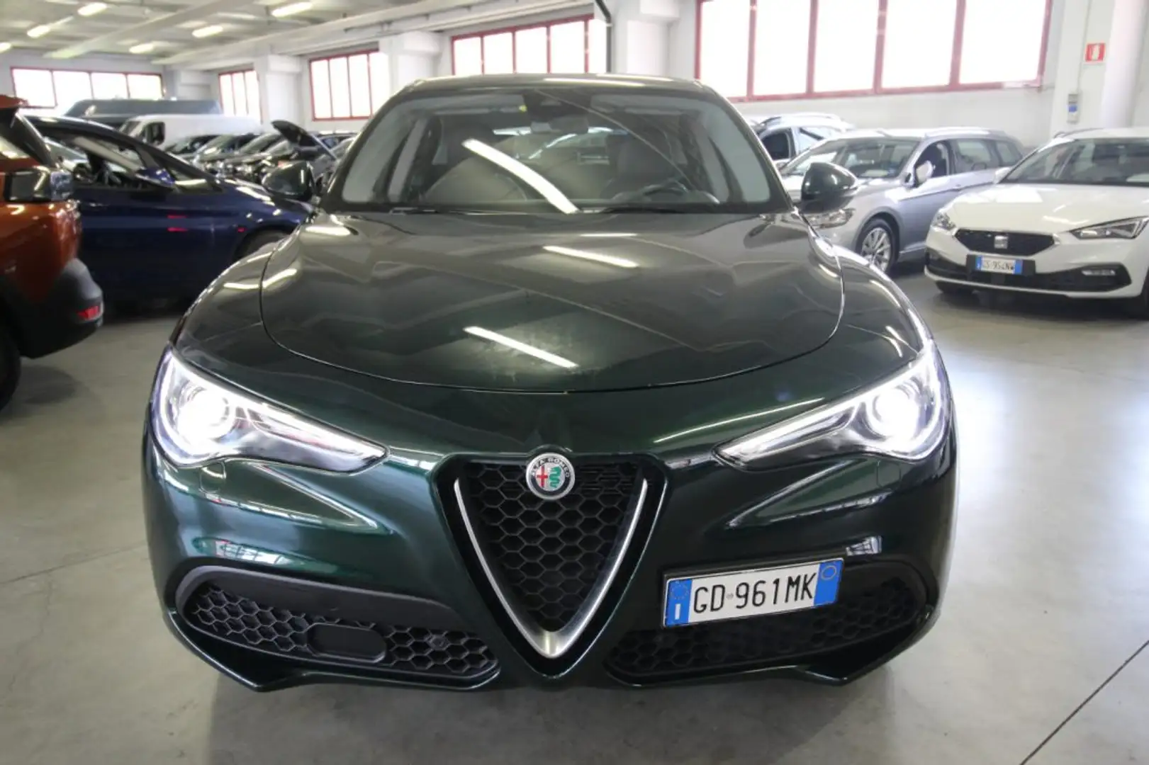 Alfa Romeo Stelvio 2.2 Turbodiesel 190 CV AT8 Q4 Business Verde - 1
