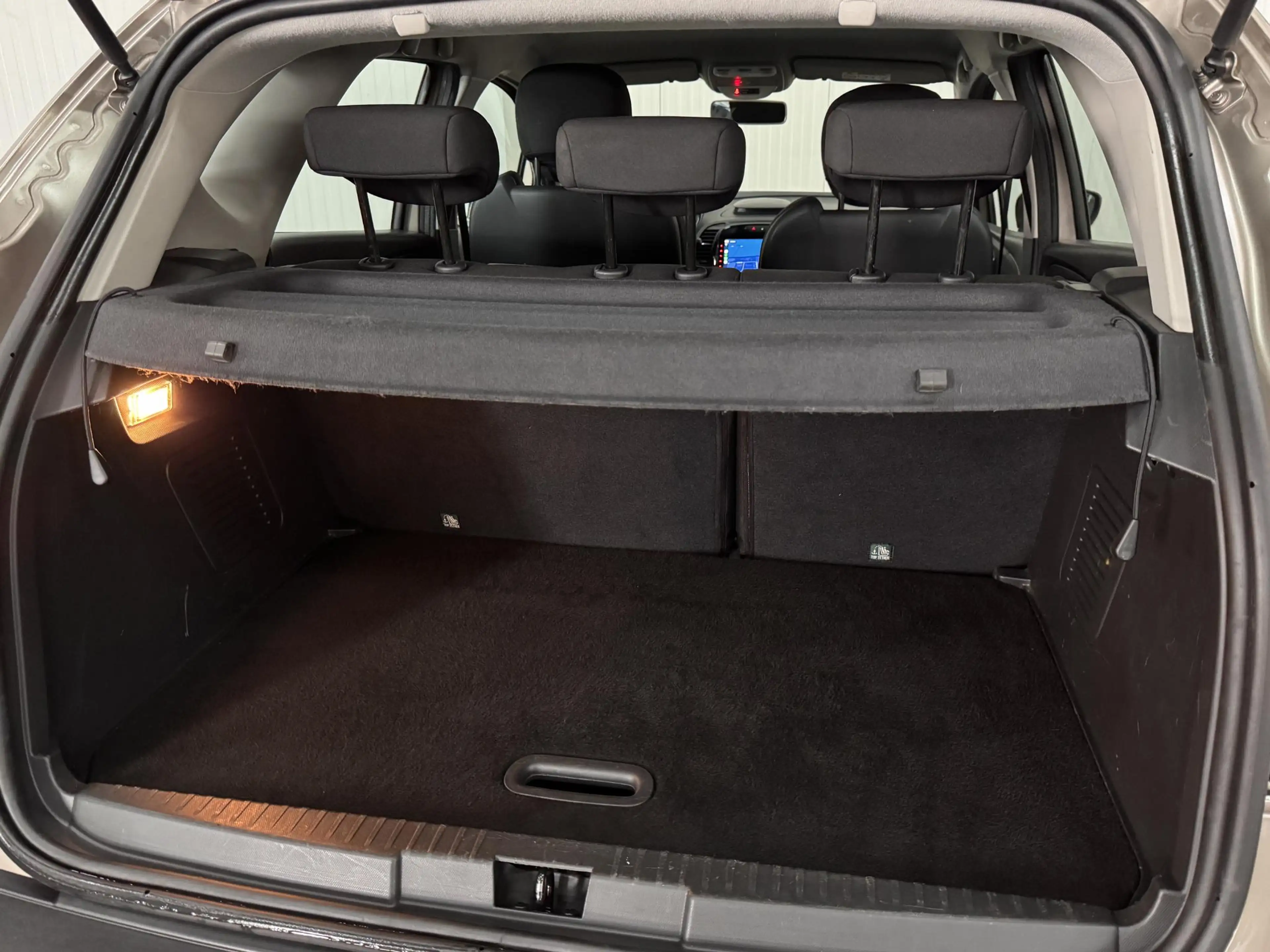 Renault Captur 0.9 TCe Expression KEY-LESS NAVI CARPLAY TREKHAAK — photo 15