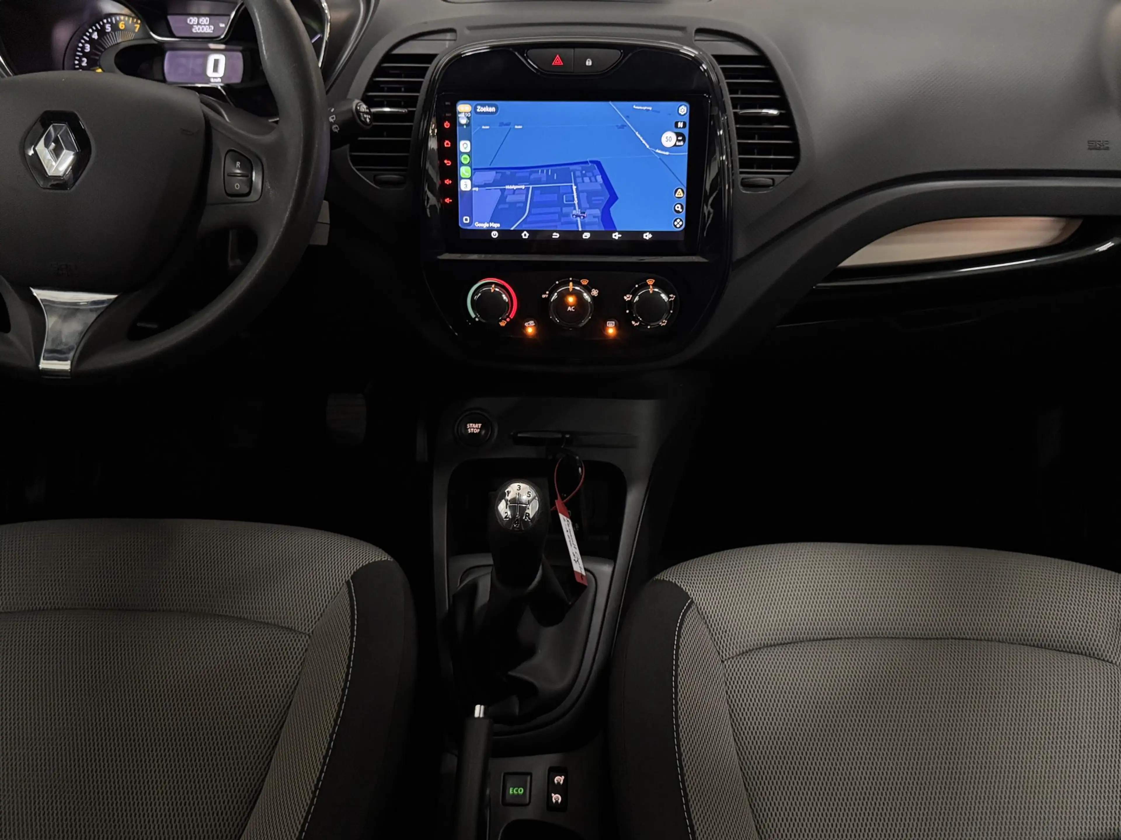 Renault Captur 0.9 TCe Expression KEY-LESS NAVI CARPLAY TREKHAAK — photo 7