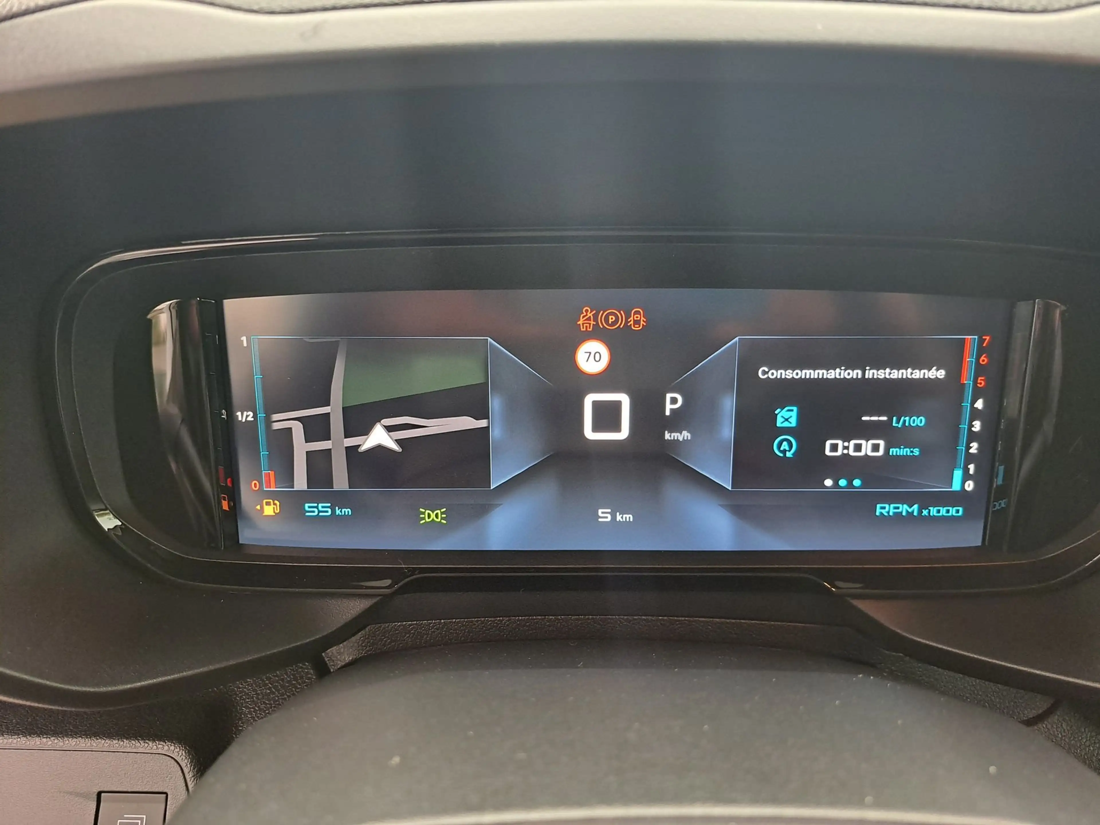 Citroen Berlingo XL Heavy 1.5 BlueHDi 130 S&S EAT8 Club AUTOMAAT — photo 16
