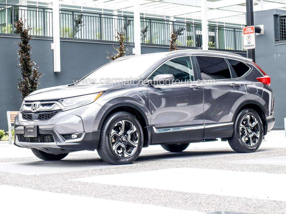 2017 Honda CR-V Touring — снимка 1