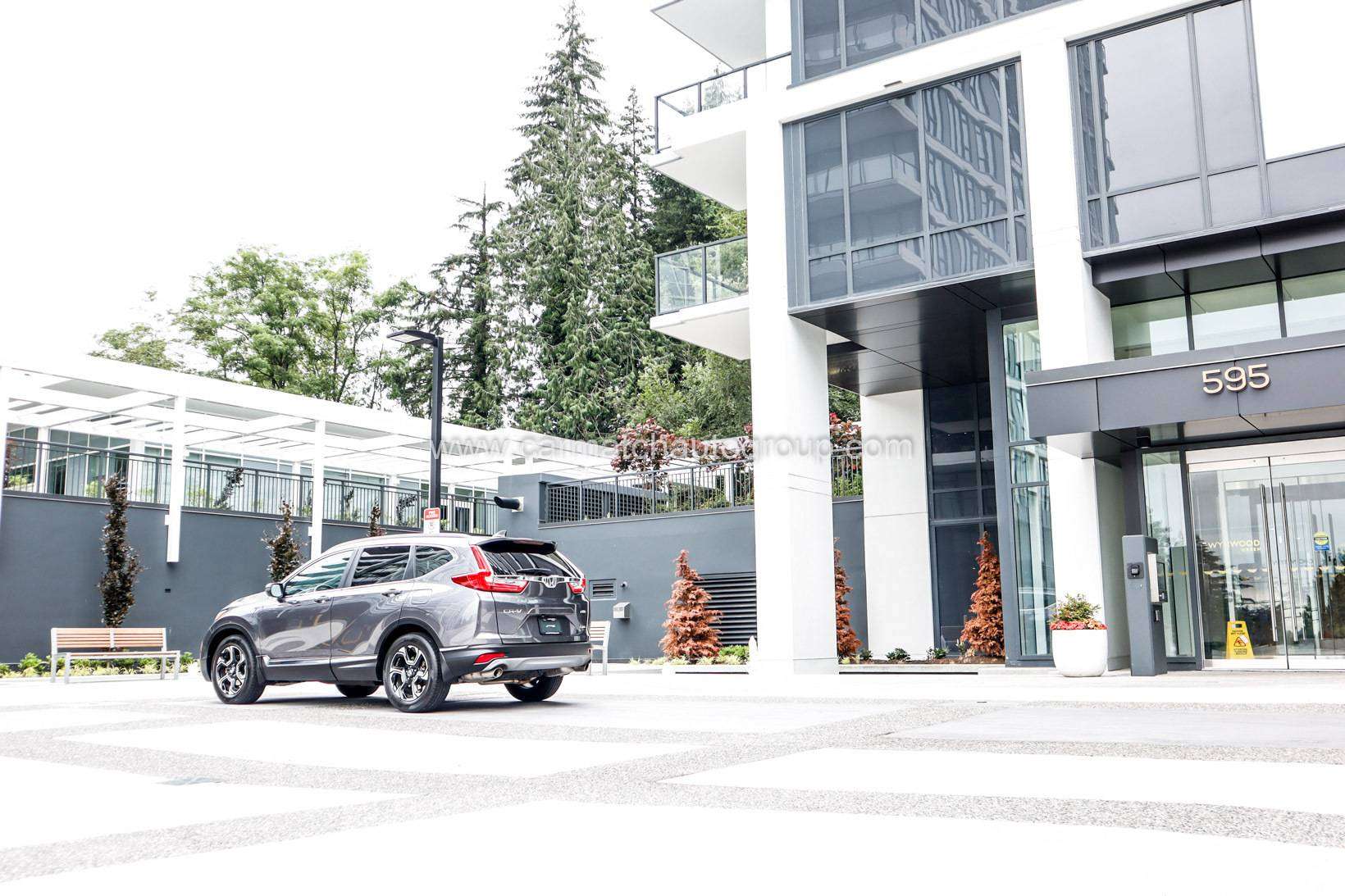 2017 Honda CR-V Touring — снимка 1