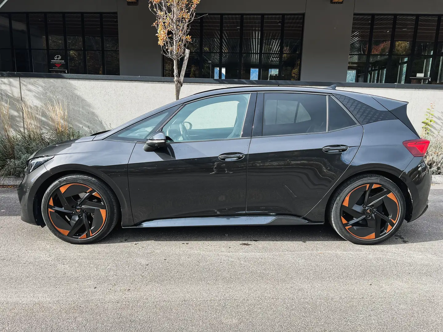 CUPRA Born 58kWh Tetto Telecamera sedili ris. + elettrici Gris - 2