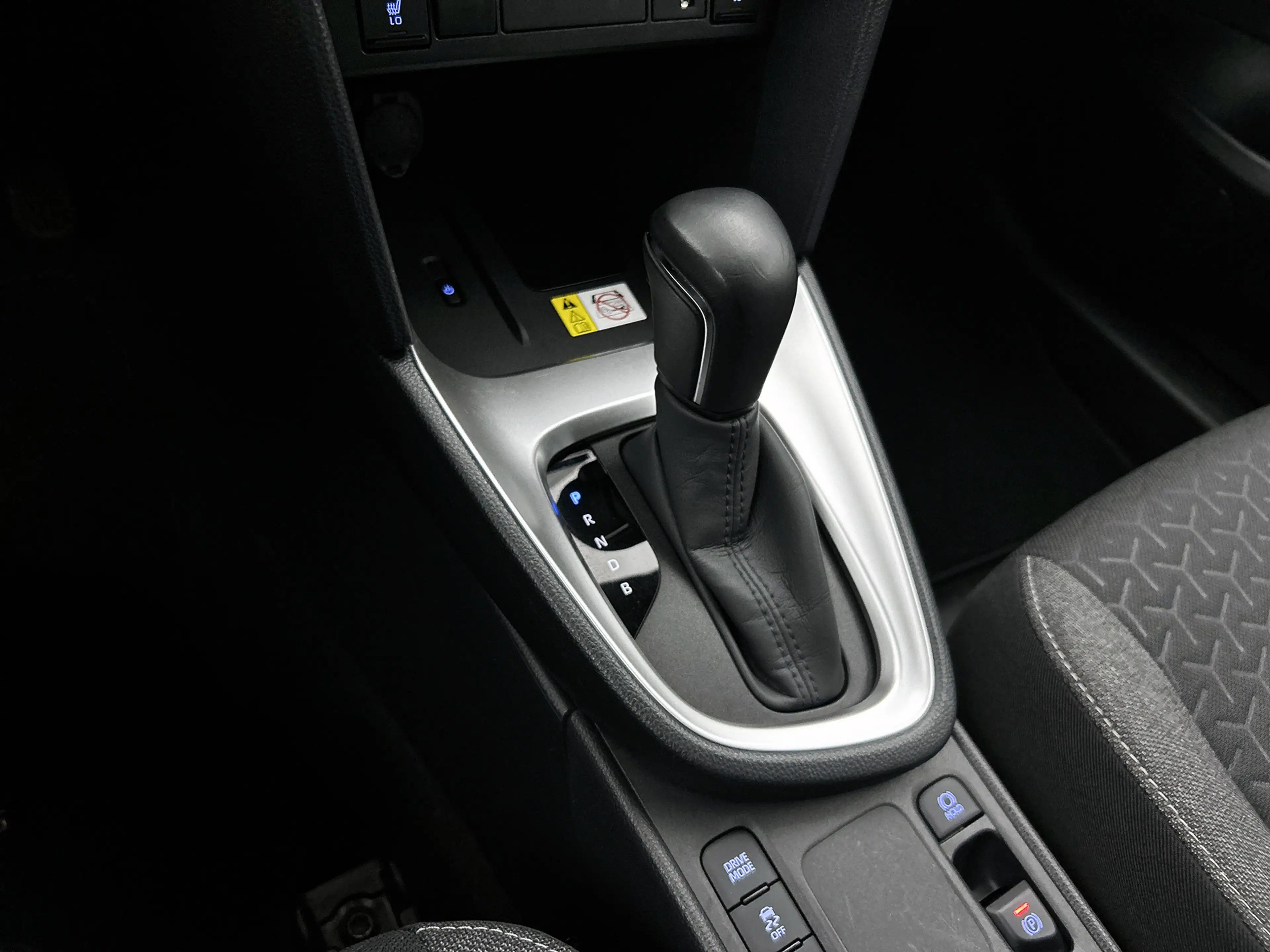 Toyota Yaris Cross 1.5 Hybrid Dynamic | Comfort pakket | — photo 11