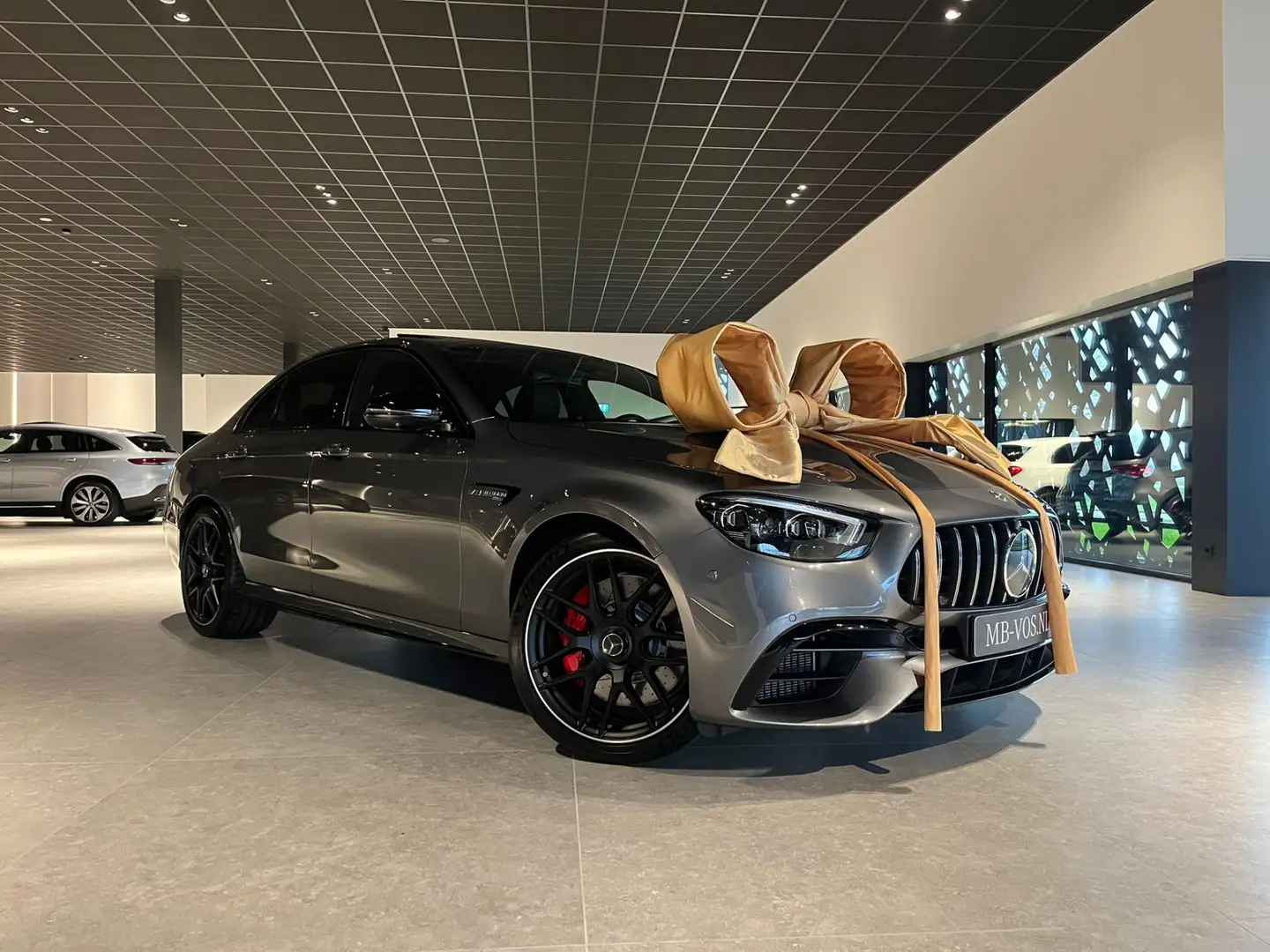 Mercedes-Benz E 63 AMG S 4M+ Driverspack|Night|Massage|Stoelkoeling|Rij-a Grijs - 2