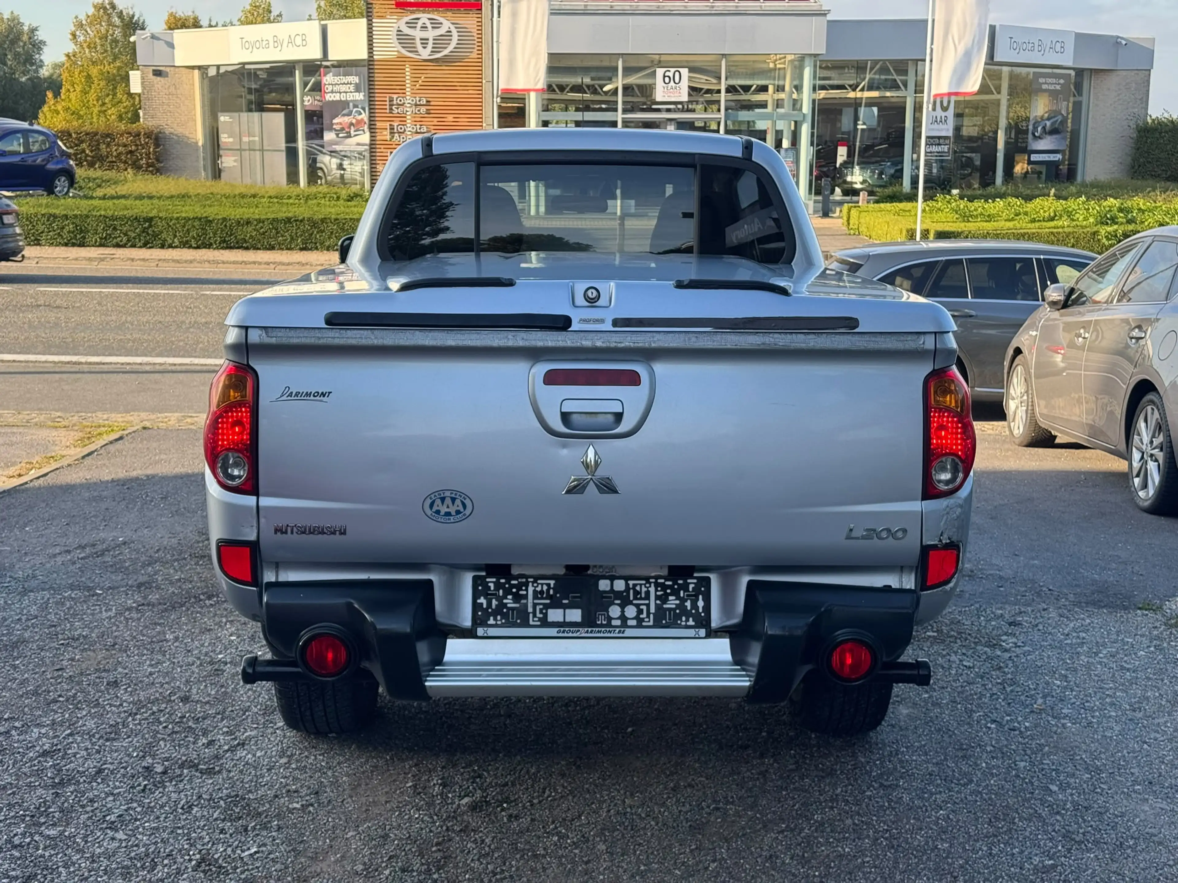 Mitsubishi L200 2.5 DI-D 4WD Intense — photo 6