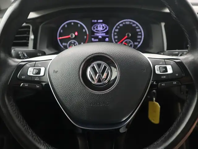 Volkswagen Polo view 12