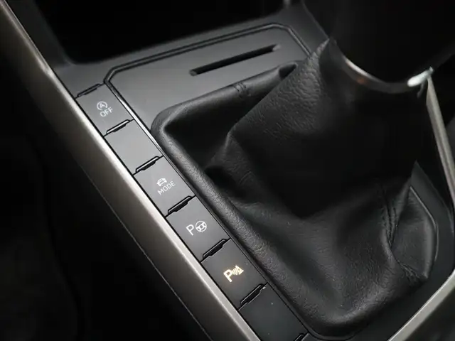 Volkswagen Polo view 13