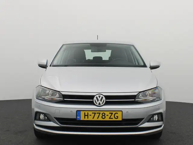 Volkswagen Polo view 17