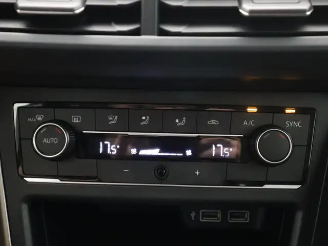 Volkswagen Polo view 24