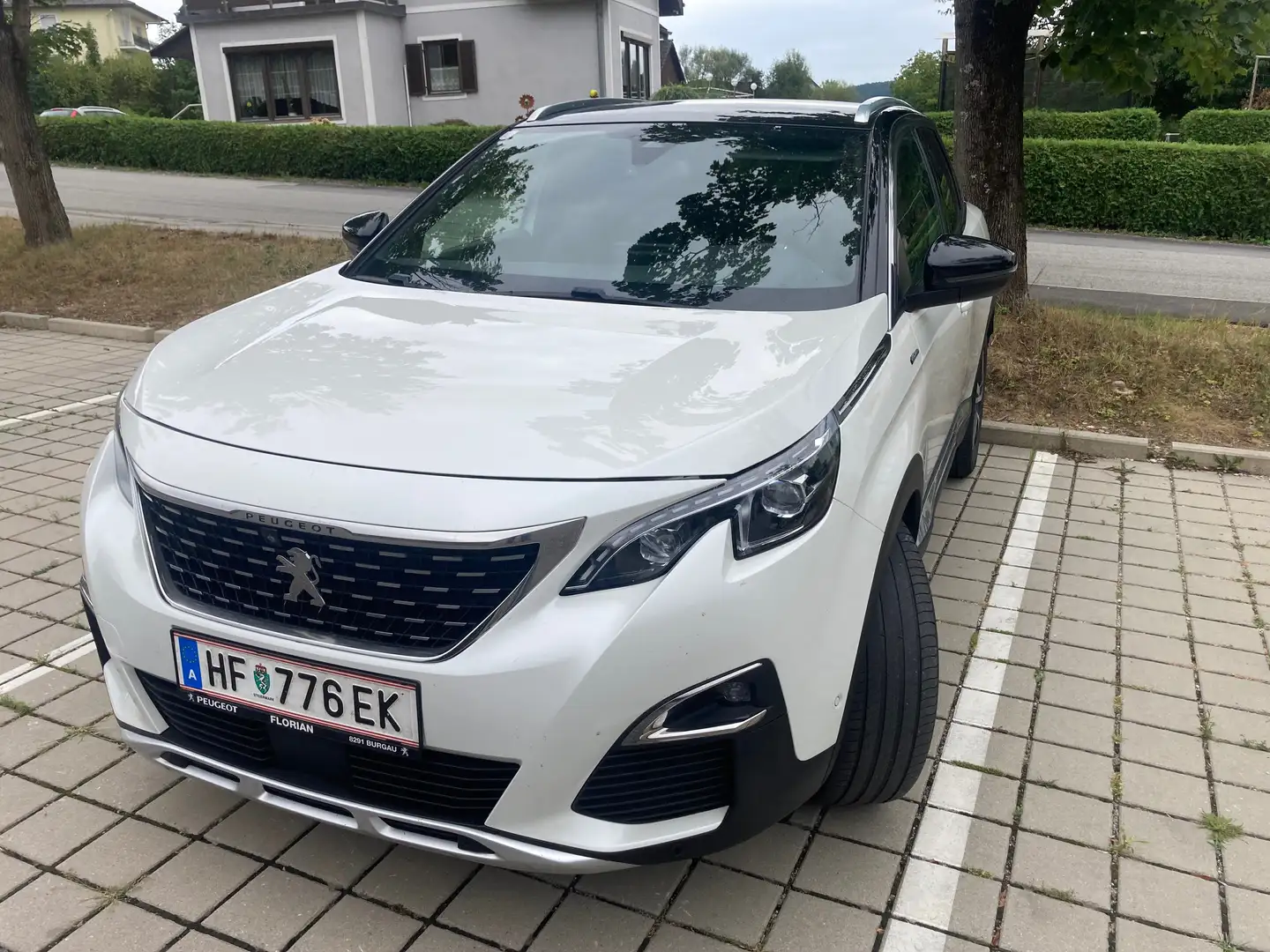 Peugeot 3008 3008 2,0 BlueHDi 150 S Weiß - 1