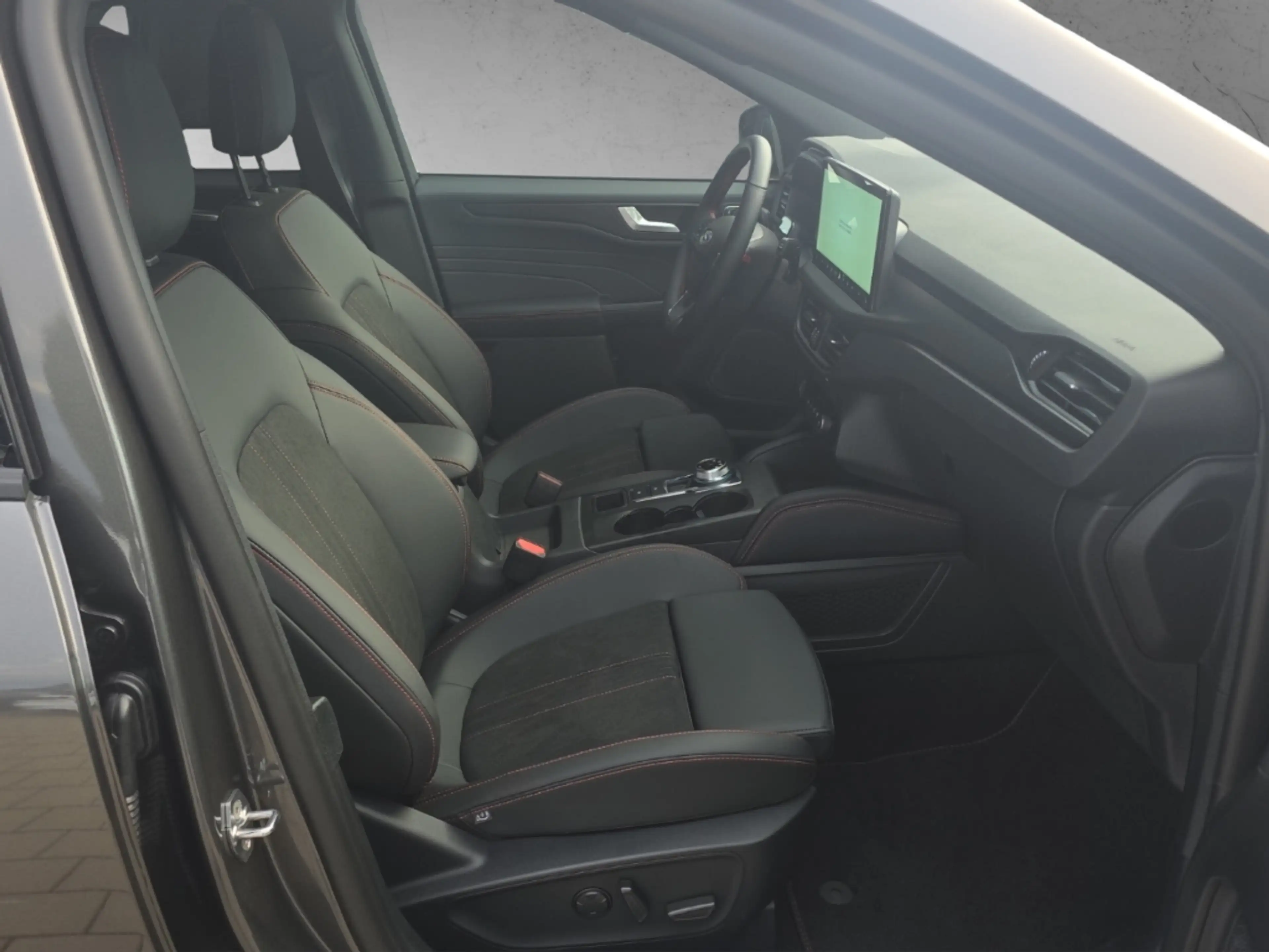 Ford Kuga Plug-In Hybrid ST-Line X 2.5 Duratec *Black Stylin — photo 15