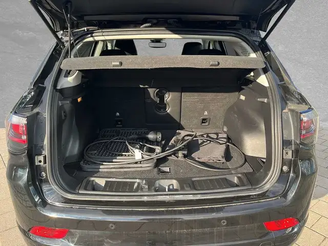 Jeep Compass view 10