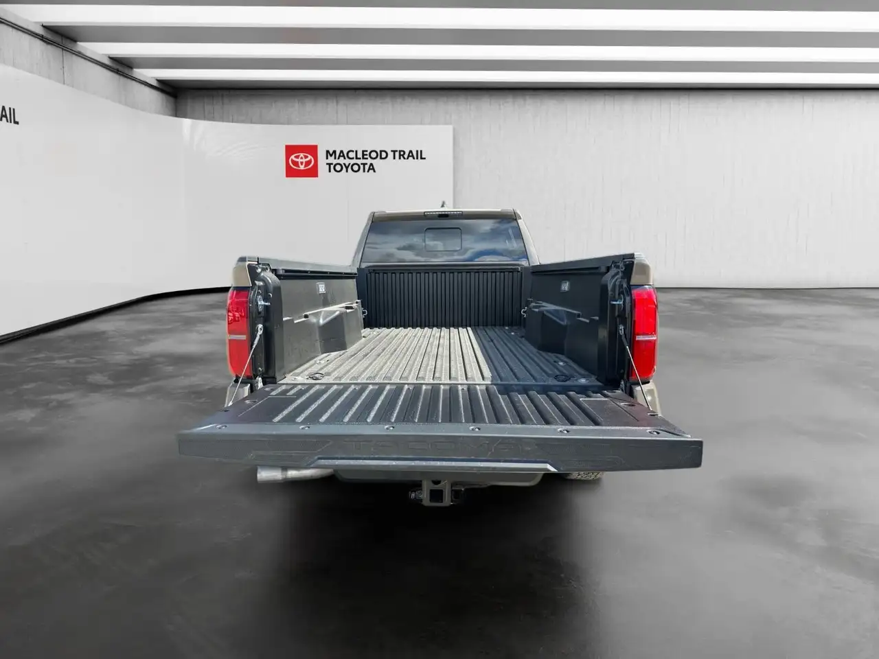 Toyota Tacoma снимка Toyota Tacoma