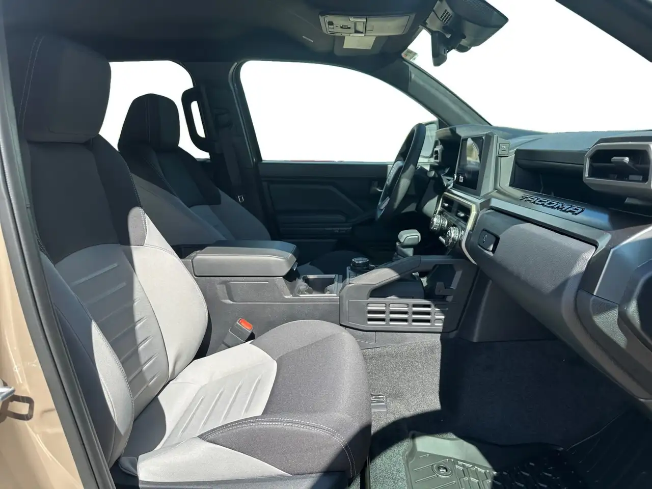 Toyota Tacoma снимка Toyota Tacoma