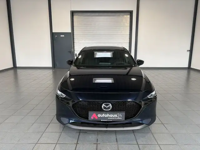 Mazda Mazda3 view 2