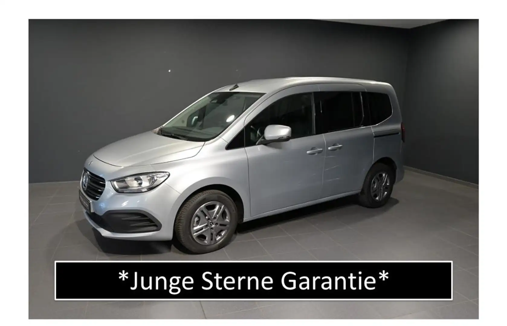 Mercedes-Benz T-Class T 180 STYLE Klima Kamera Sitzheizung 5-Sitze Tempo Silber - 1