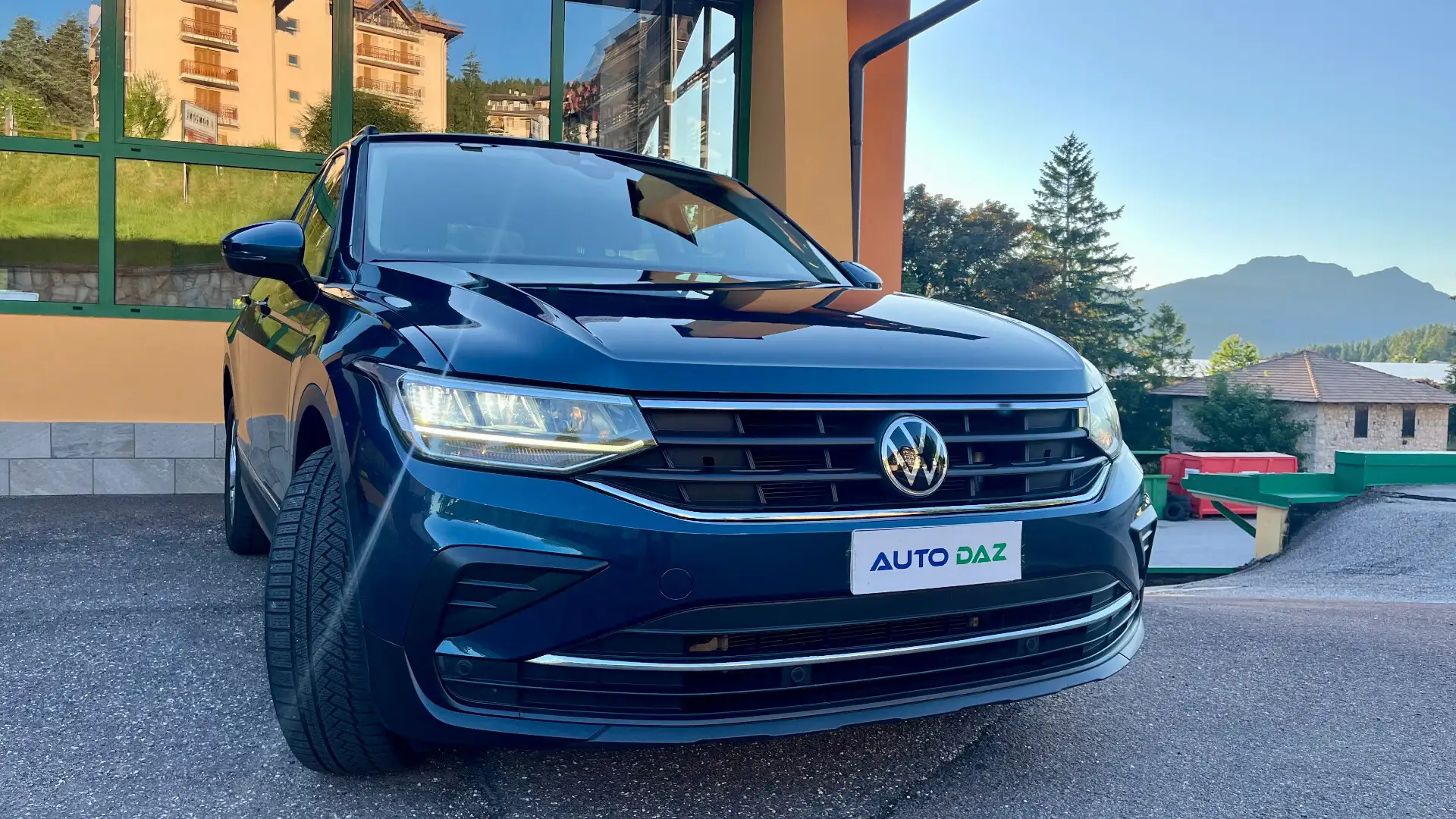 Volkswagen Tiguan 2.0 TDI 150 CV SCR DSG 4MOTION Life Blu/Azzurro - 2