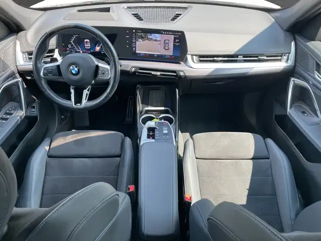 BMW X1 view 8
