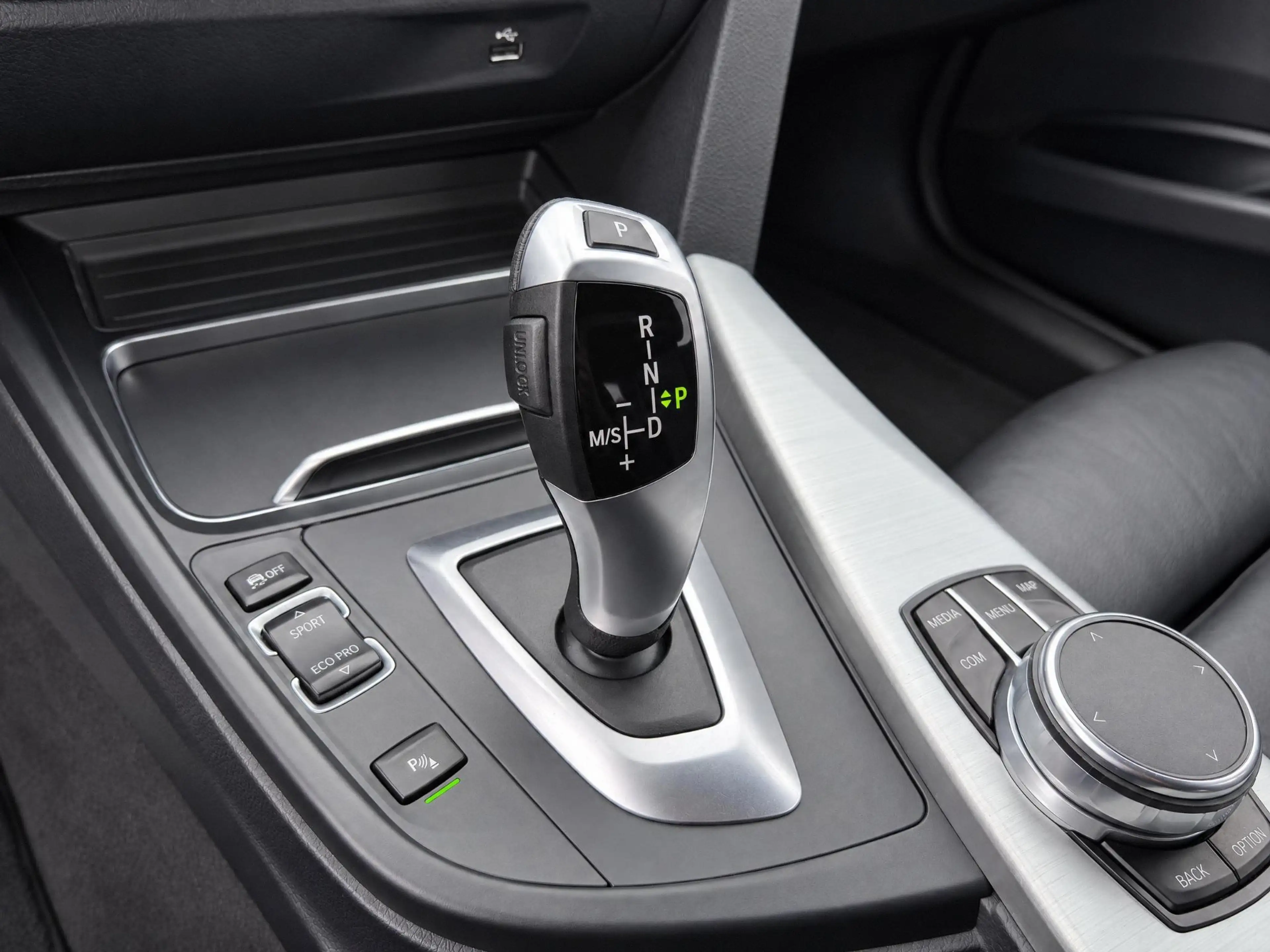 BMW 325 3-serie Touring 325d M Sport NAVI/KEYLESS/HARMAN/K — photo 20