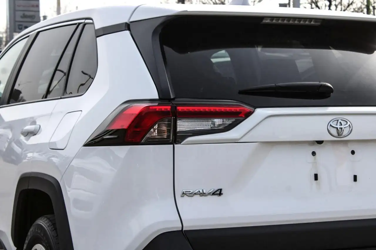 Toyota RAV 4 снимка Toyota RAV 4