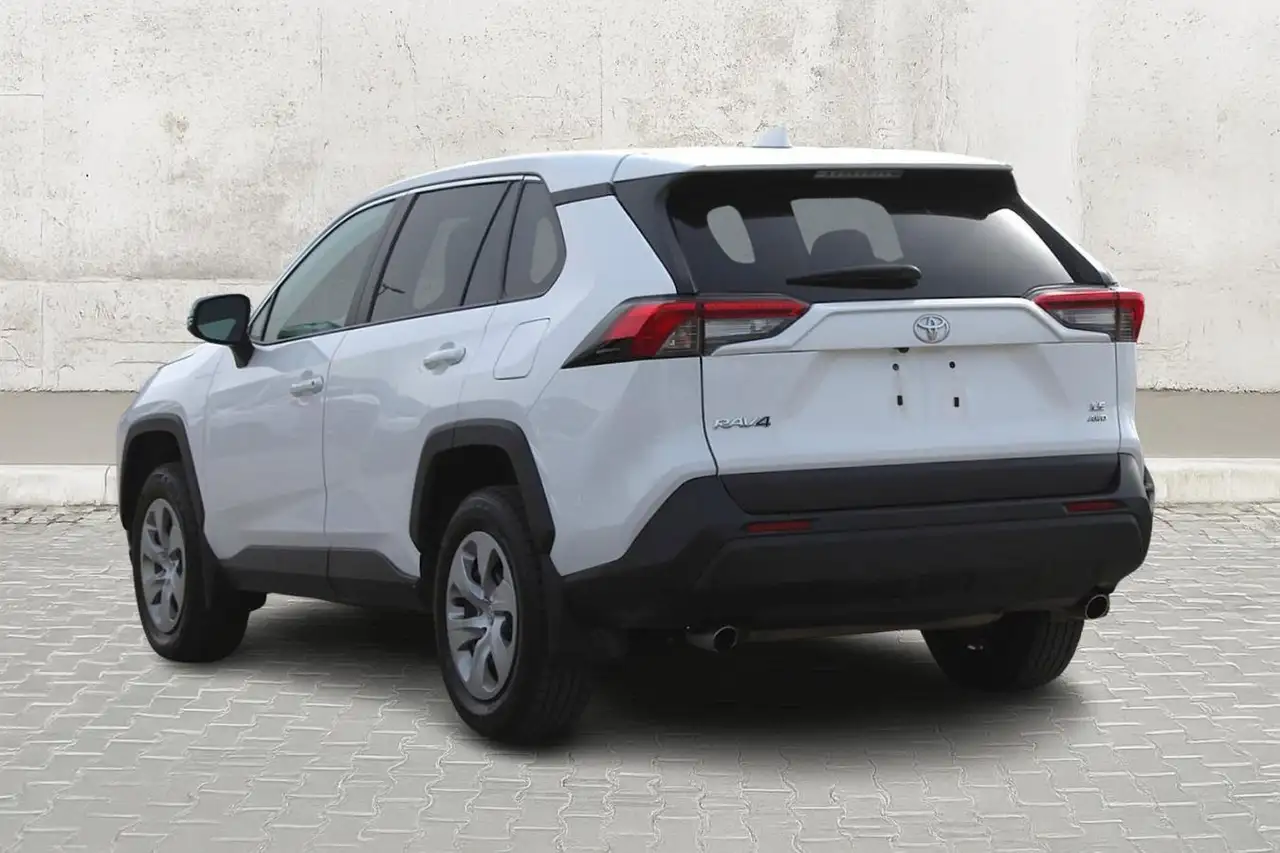 Toyota RAV 4 снимка Toyota RAV 4