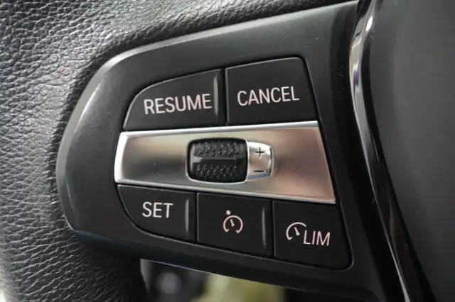 BMW 1 Series view 12