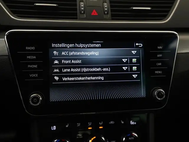 Skoda Superb view 21