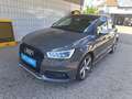 Audi A1 SB 1,0 TFSI Grau - thumbnail 2