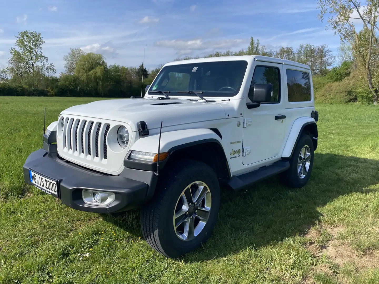 Jeep Wrangler Sahara Weiß - 1