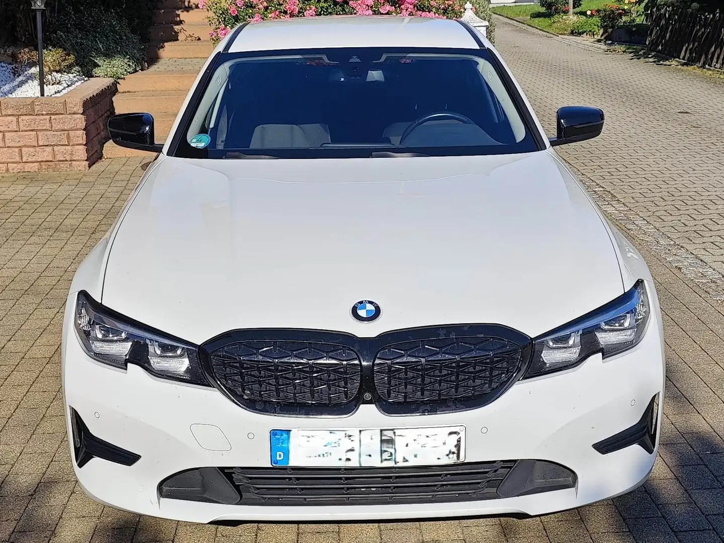 BMW 330 330d GT Aut. Advantage Weiß - 1