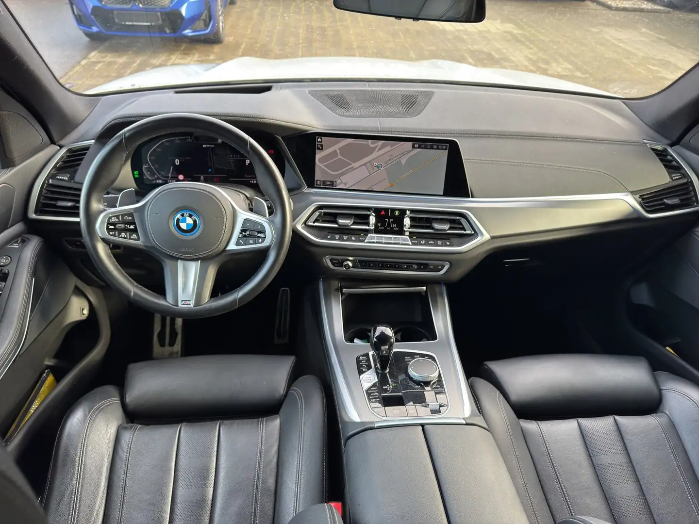 BMW X5 xDrive45e M Sport ACC HUD 360° Memorysitze Weiß - 2