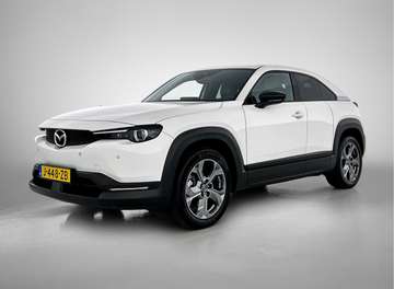 e-SkyActiv 145 First Edition 36 kWh Navigatie | Ca