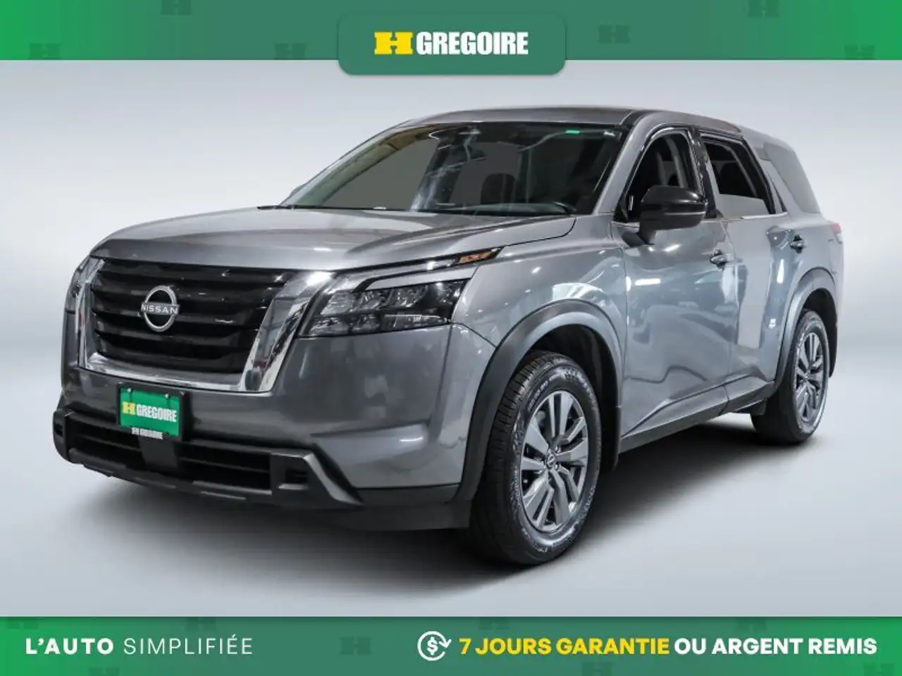Nissan Pathfinder снимка Nissan Pathfinder