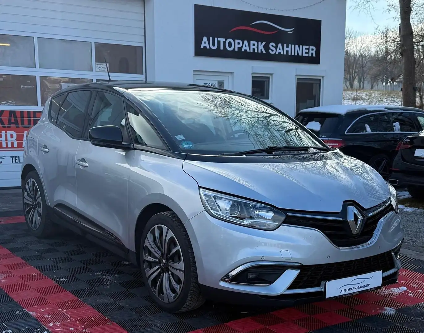 Renault Scenic *TEMPOMAT*SPUR*PDC*KLIMA*AHK Silber - 2