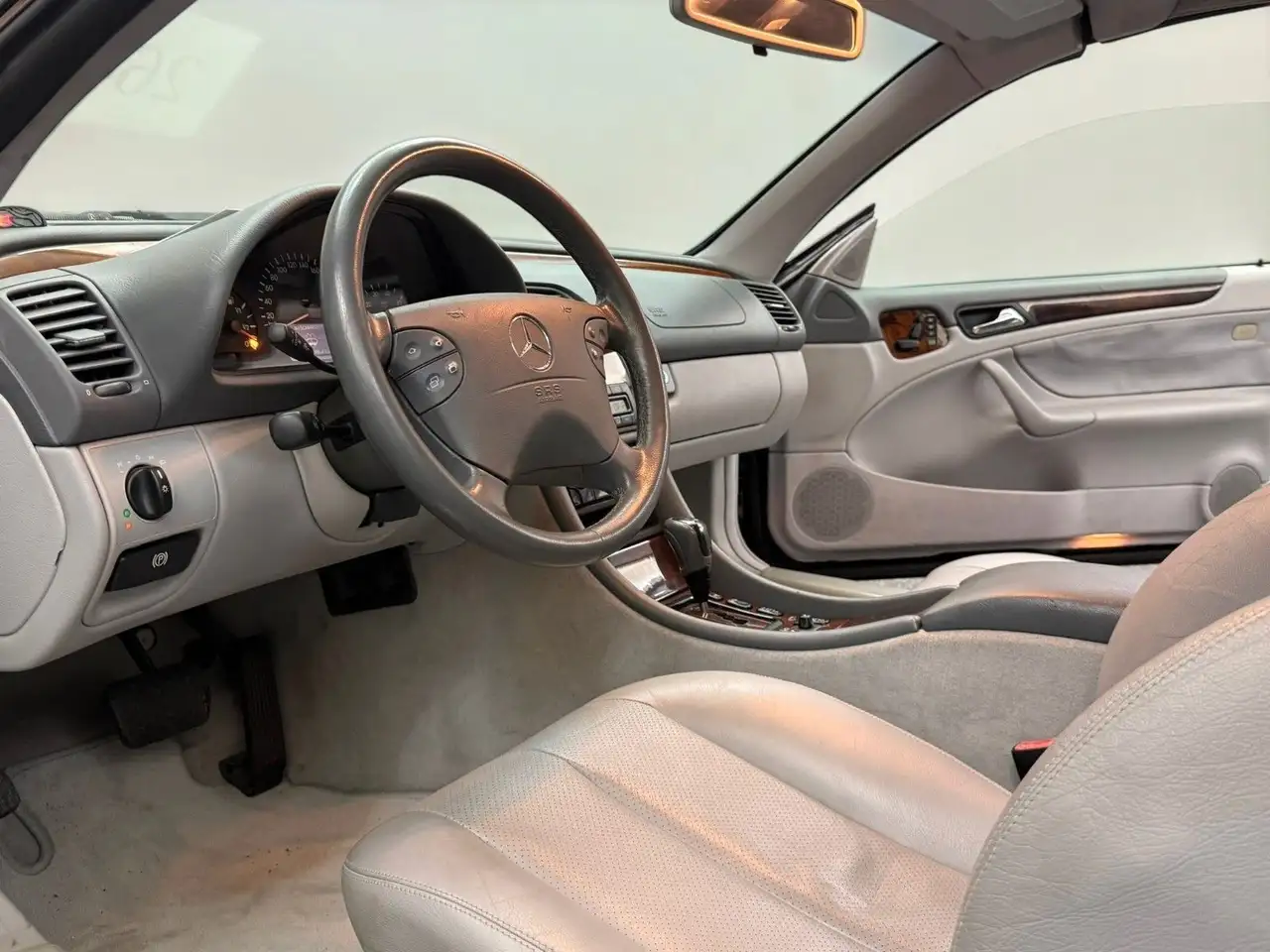 Mercedes-Benz CLK 320 Cabrio Elegance SOUND2LIGHT*MEMORY*PDC, foto 9
