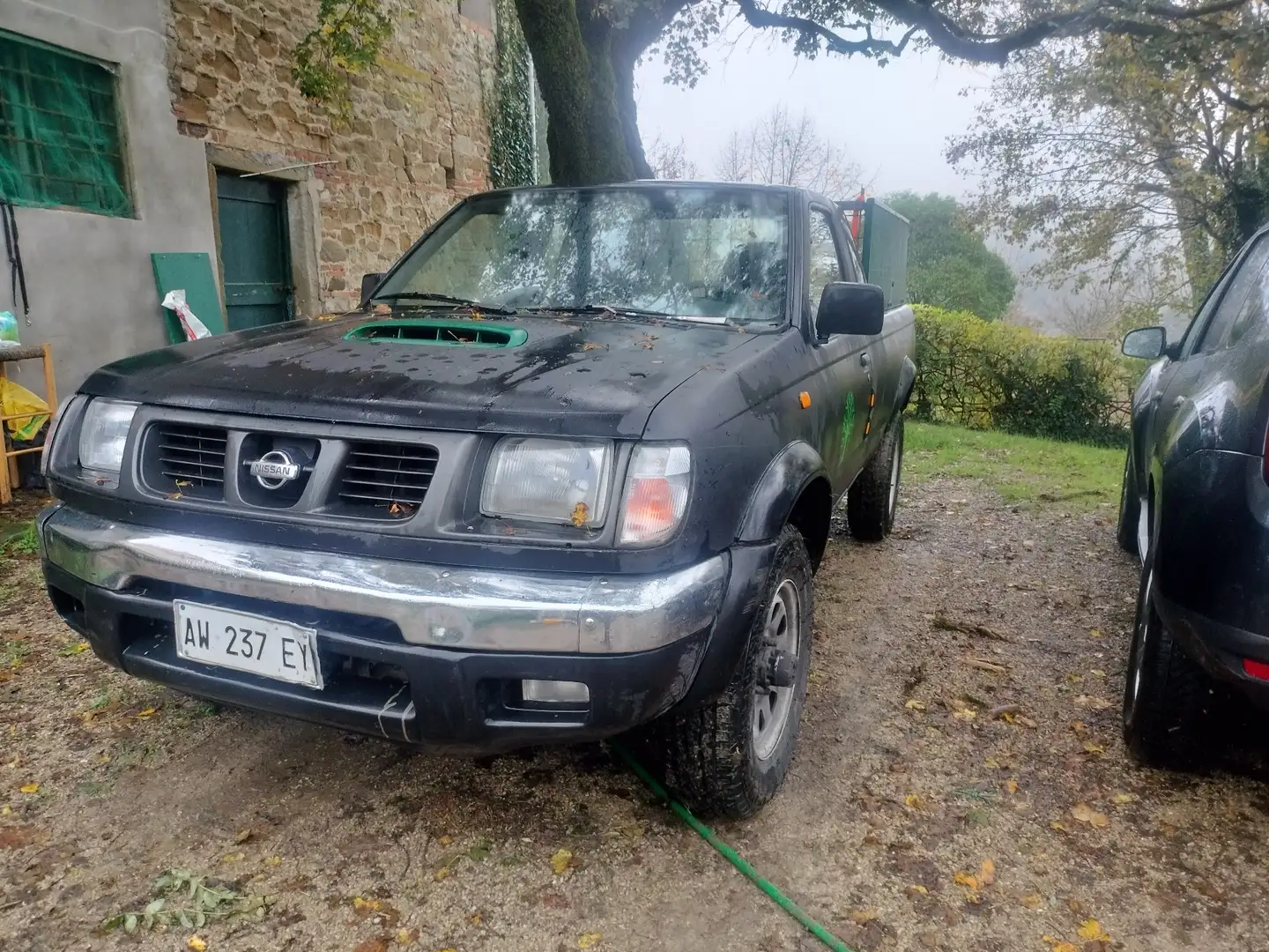 Nissan King Cab King Cab 2.5 Czarny - 2