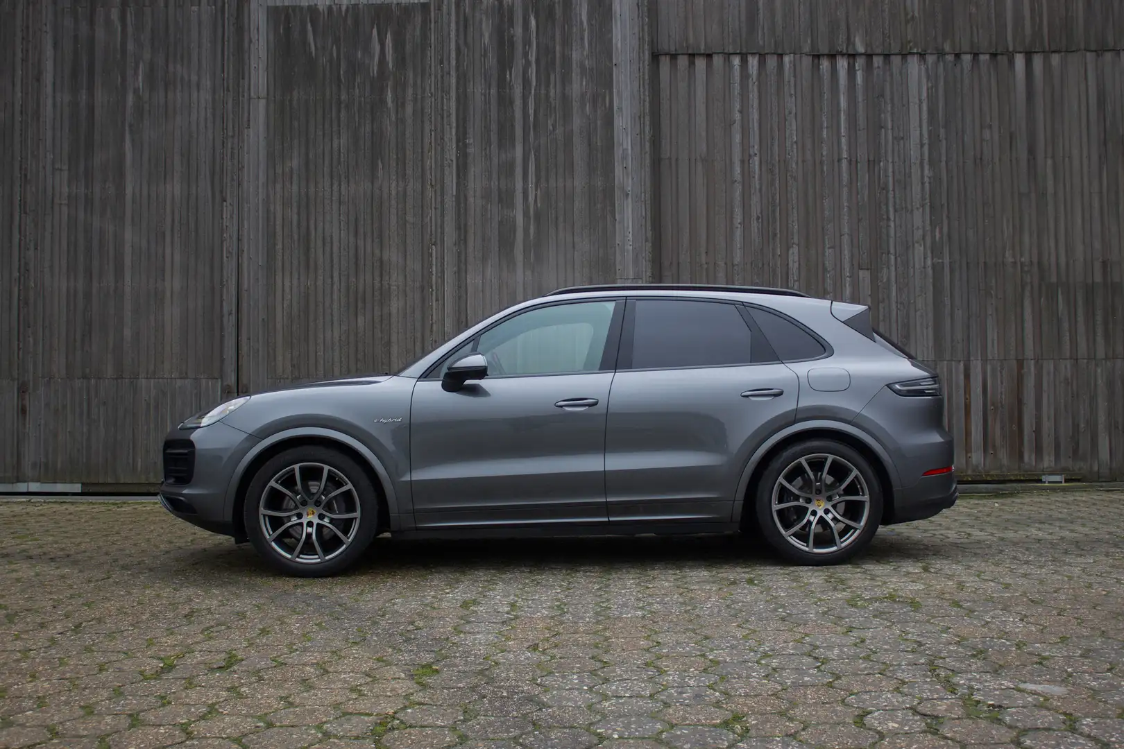 Porsche Cayenne hybrid/Sportdesign/Luchtvering/Volleder/Bose/14way Gris - 2
