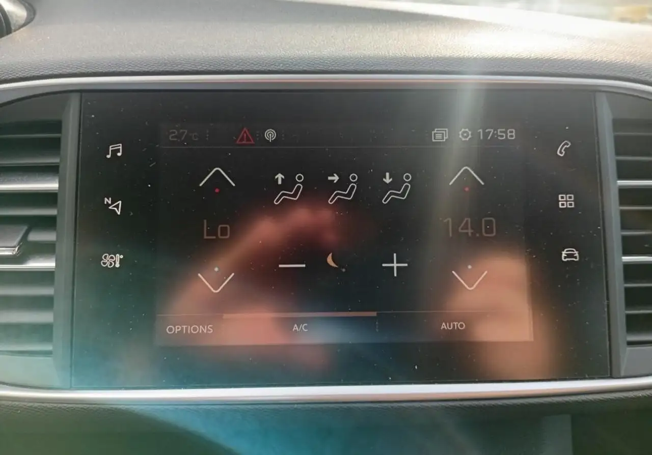 Peugeot 308 308 — photo 21