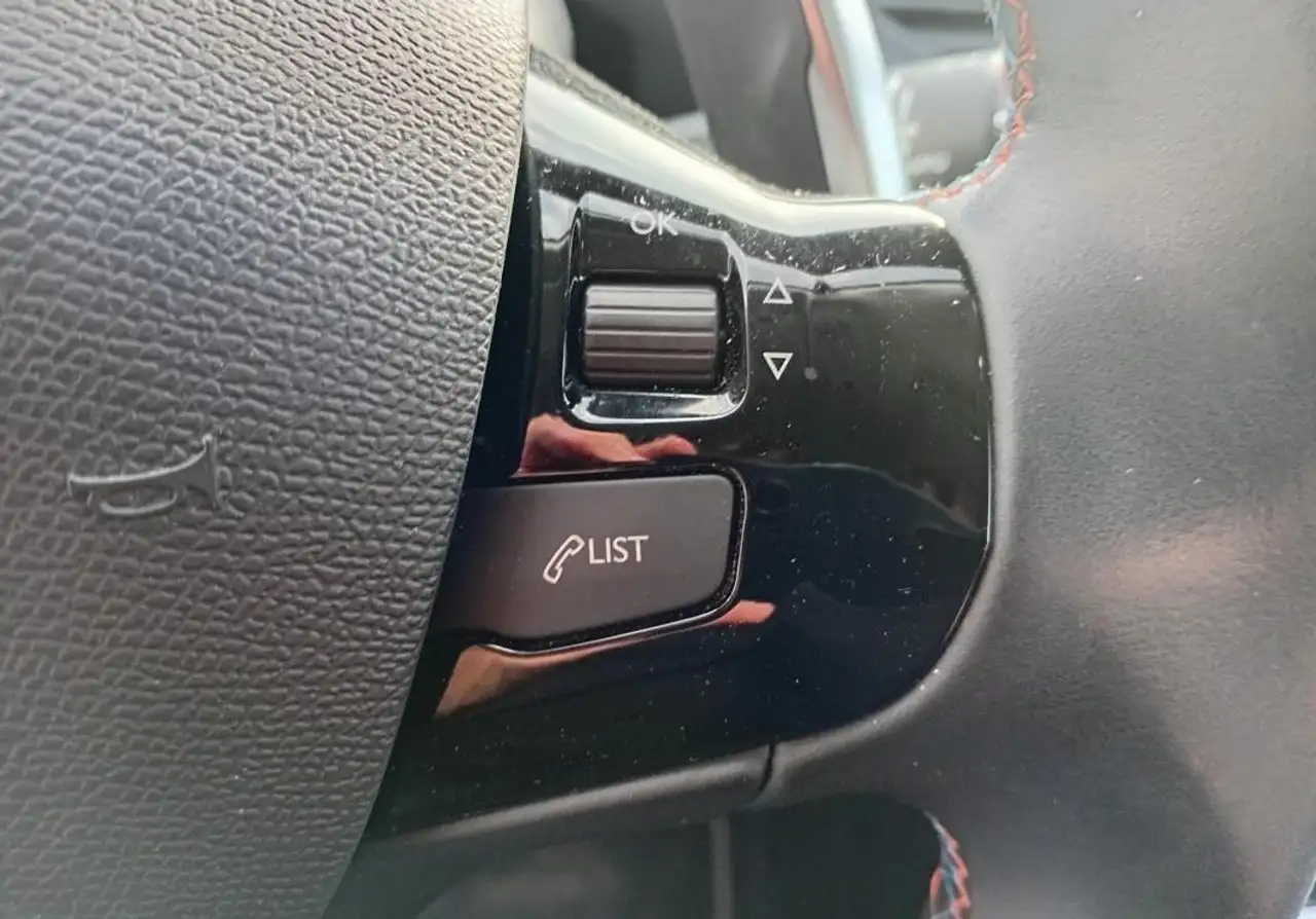 Peugeot 308 308 — photo 15