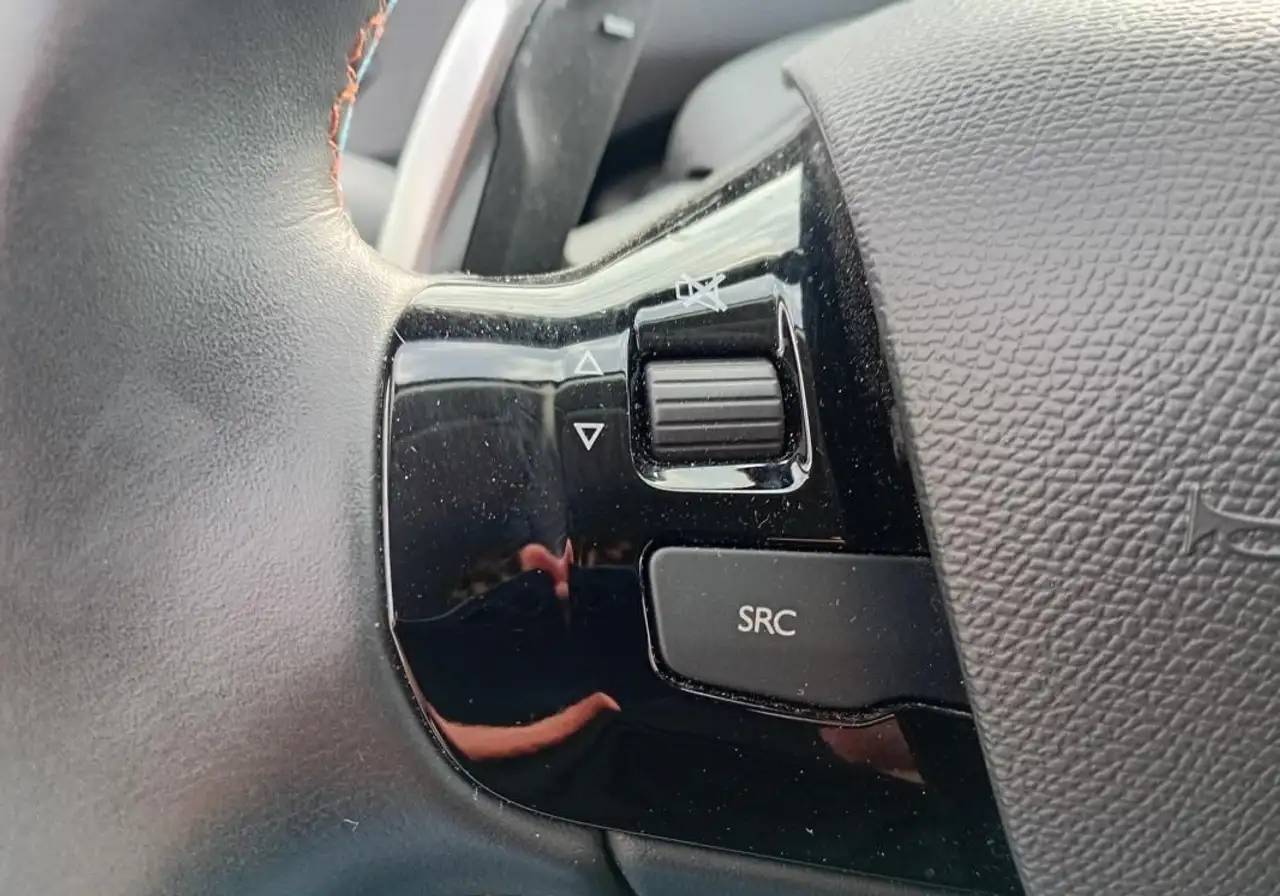 Peugeot 308 308 — photo 14
